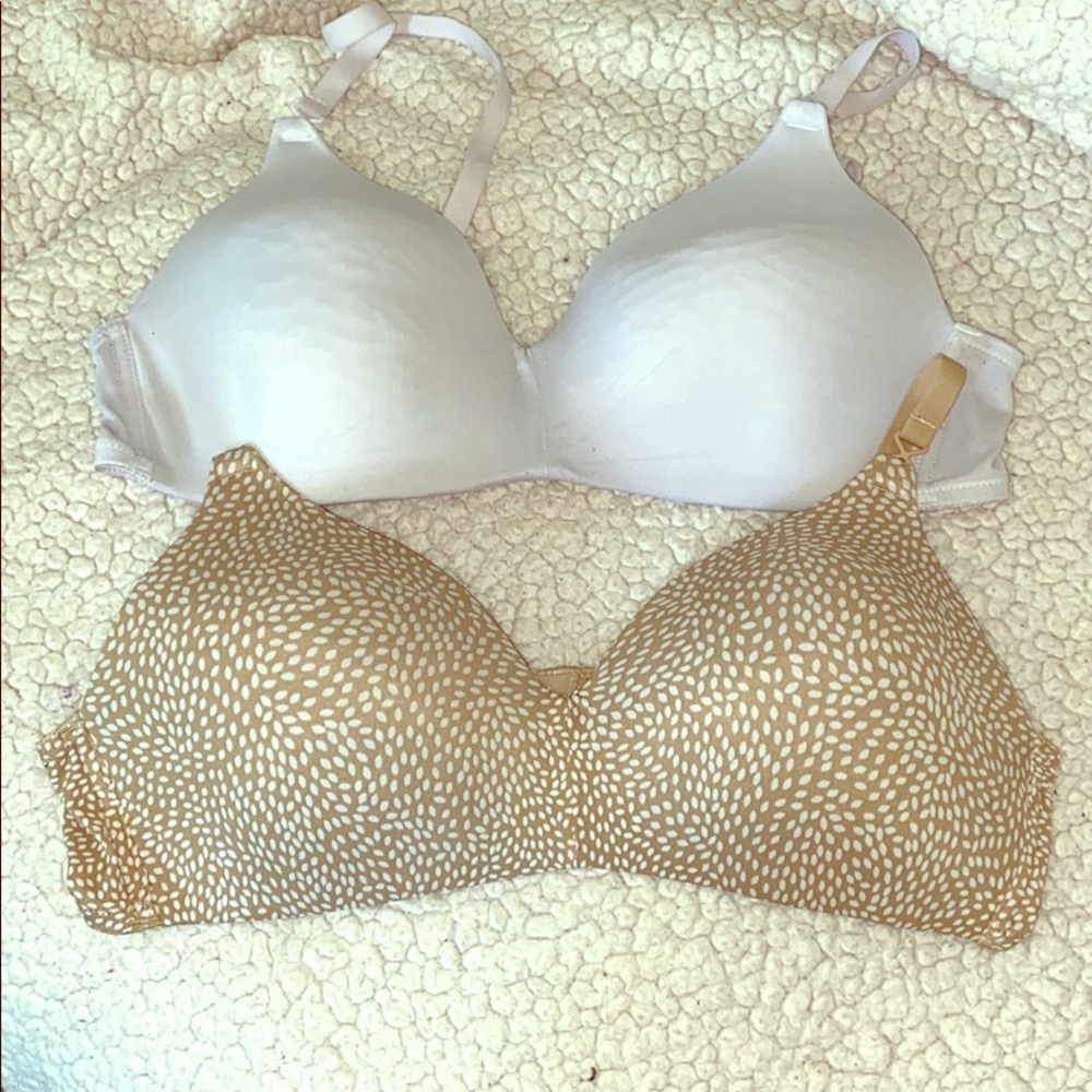 2 Warner No wire bras